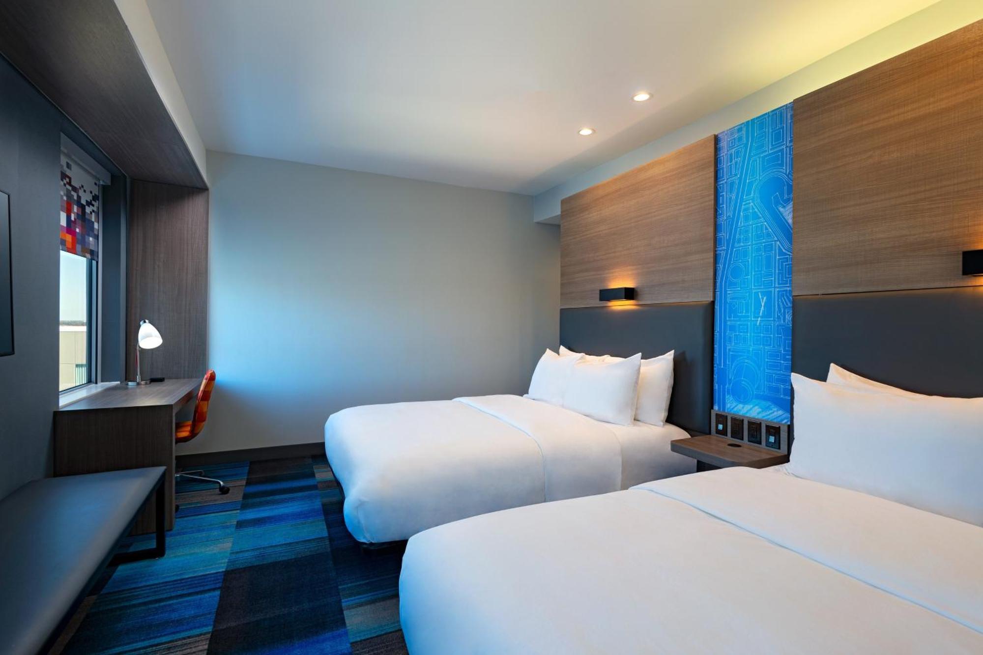 Отель Aloft Waco Downtown Экстерьер фото