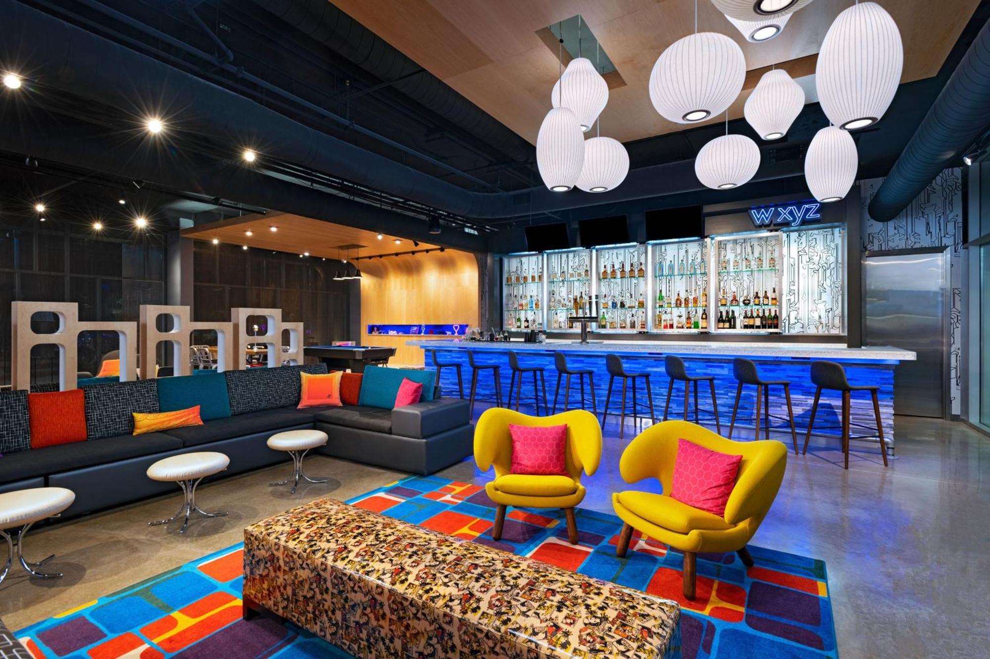 Отель Aloft Waco Downtown Экстерьер фото