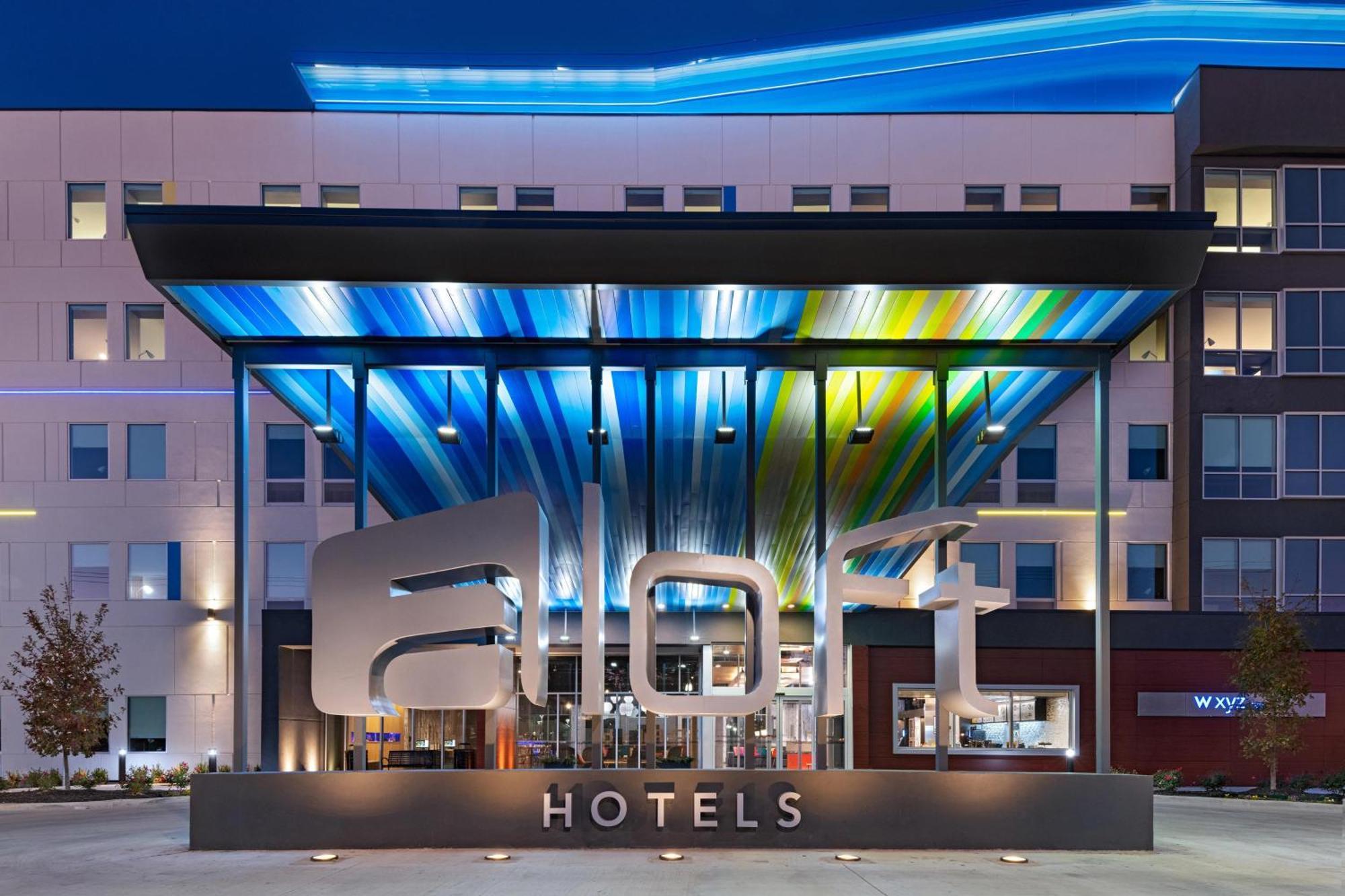 Отель Aloft Waco Downtown Экстерьер фото