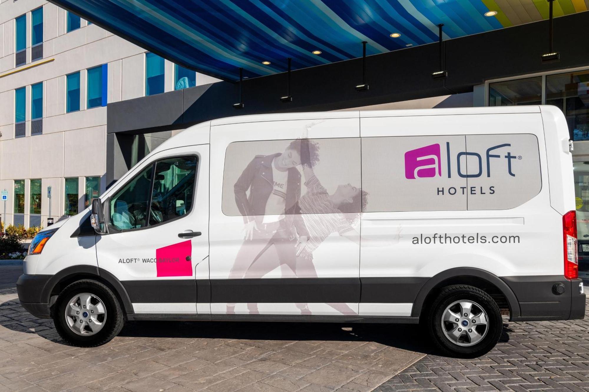 Отель Aloft Waco Downtown Экстерьер фото